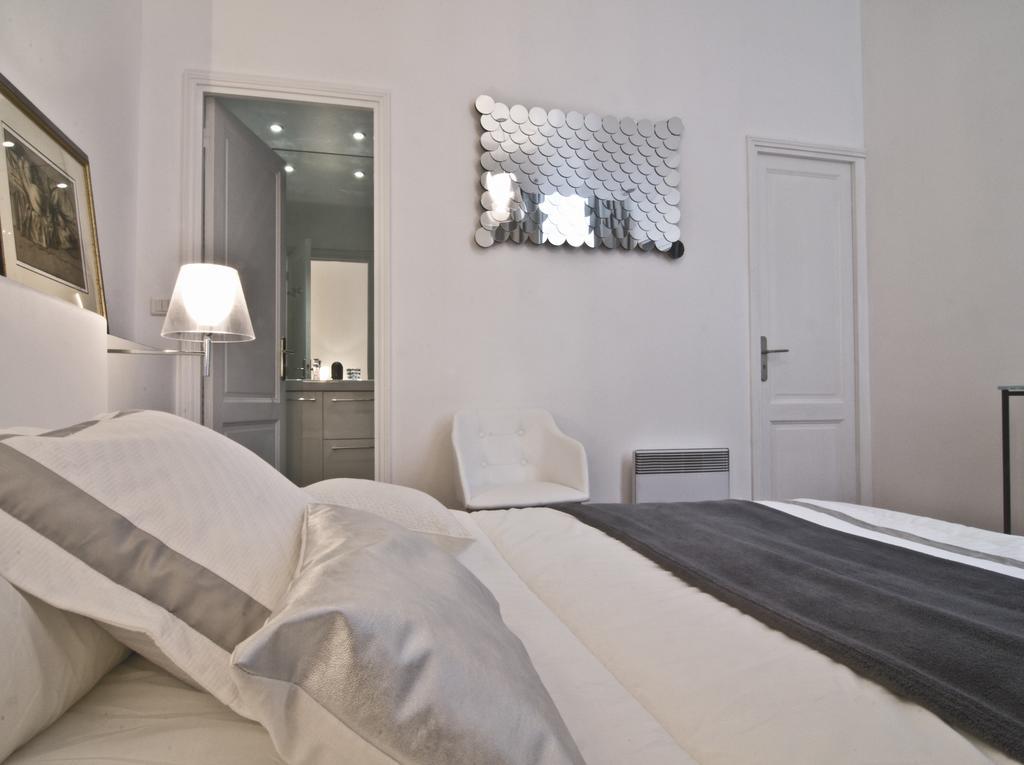 Le Boudoir 137 Apartment Бордо Екстериор снимка
